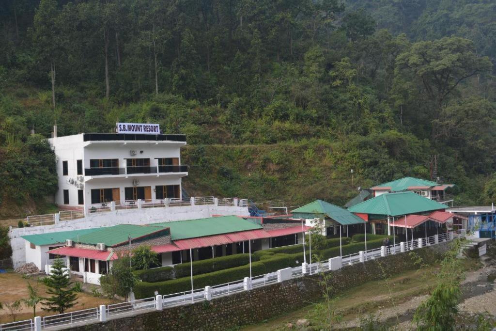 Riverside Resort Lansdowne Dış mekan fotoğraf