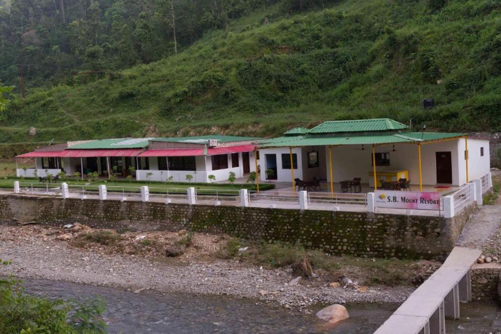 Riverside Resort Lansdowne Dış mekan fotoğraf